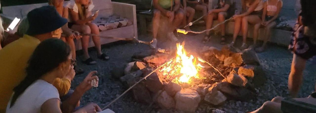 Stacaravan 6 Persoons - Camping Le Soustran Neuvic  Εξωτερικό φωτογραφία