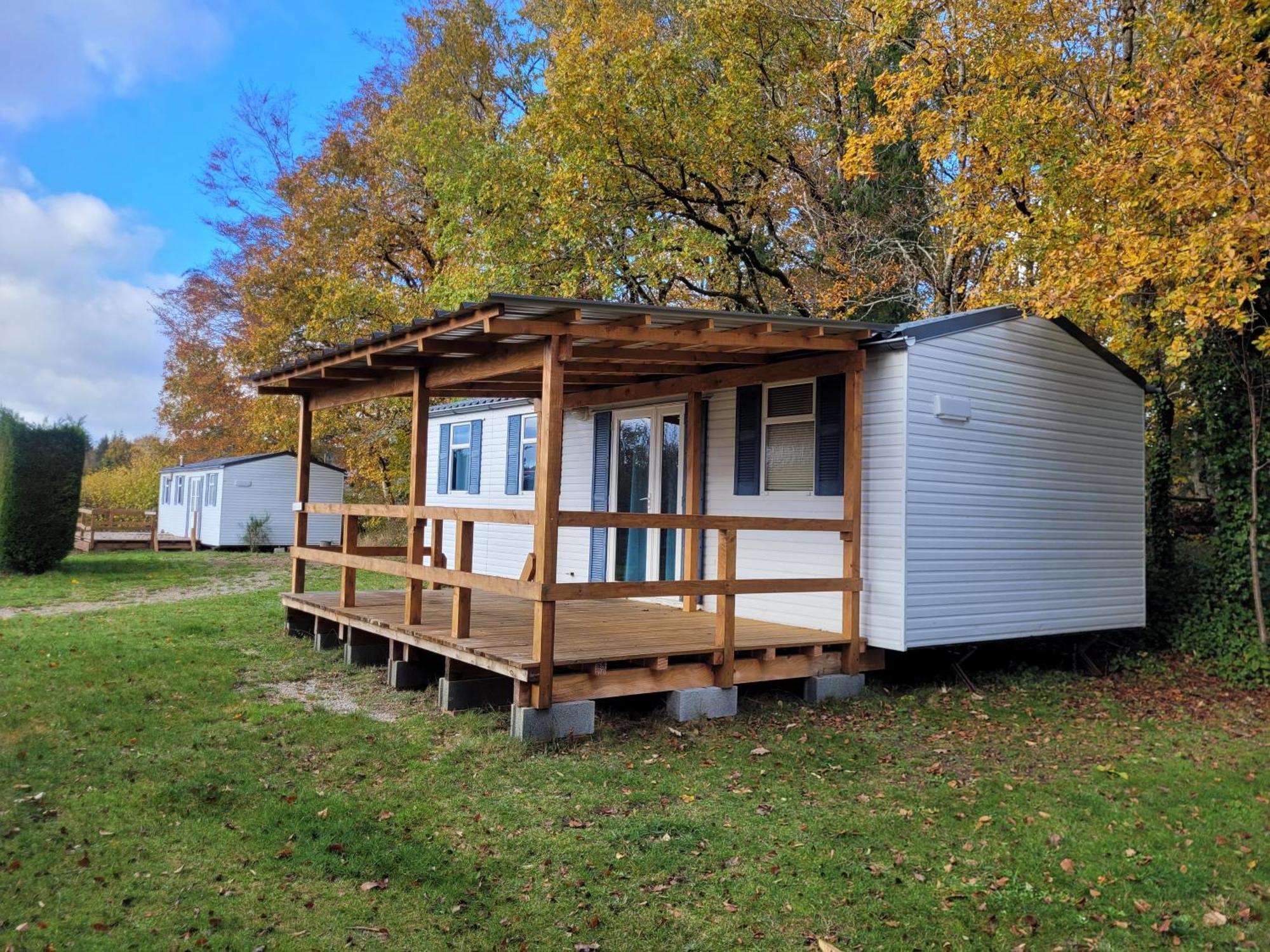 Stacaravan 6 Persoons - Camping Le Soustran Neuvic  Εξωτερικό φωτογραφία